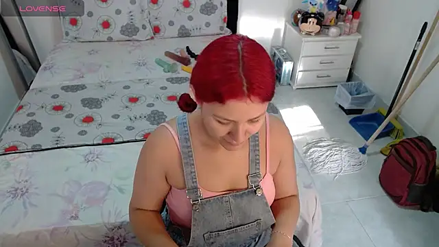 soniafuckboobs online show from April 27, 12:25 pm