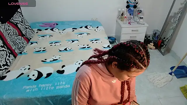 soniafuckboobs online show from February 19, 12:24 pm