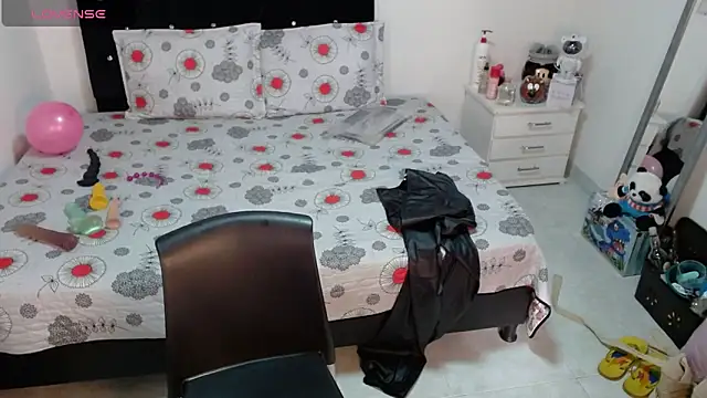 soniafuckboobs online show from April 21, 12:23 pm