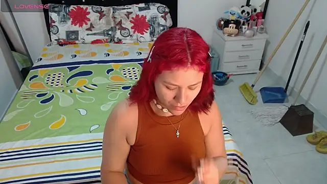 soniafuckboobs online show from April 23, 12:29 pm