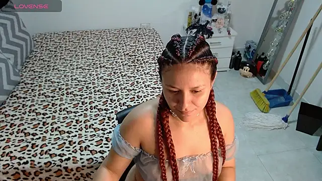 soniafuckboobs online show from February 17, 12:30 am