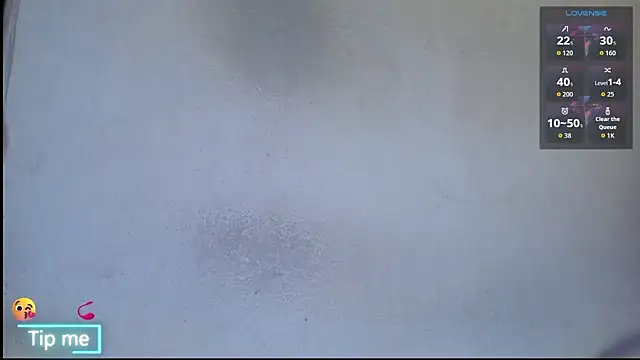 Snapshot of GrayHornyX chatting on October 31, 3:25 am GrayHornyX online show from October 31, 3:25 am