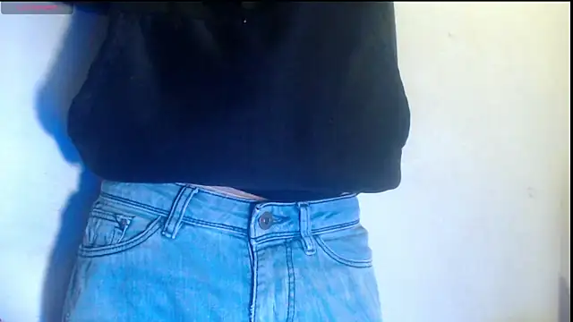 Snapshot of GrayHornyX chatting on December 18, 10:35 pm GrayHornyX online show from December 18, 10:35 pm