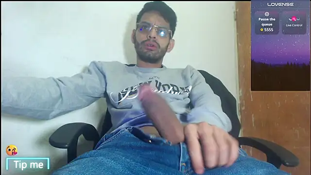 GrayHornyX online show from April 13, 5:33 am