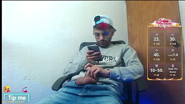 Snapshot of GrayHornyX chatting on January 14, 7:23 am GrayHornyX online show from January 14, 7:23 am