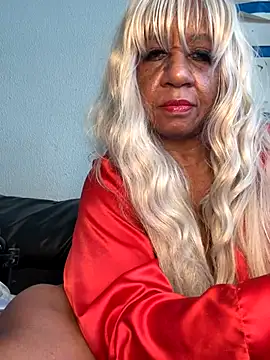 BreanaDivine online show from October 26, 6:08 pm