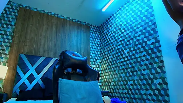 Michael magno online show from October 19, 9:28 pm