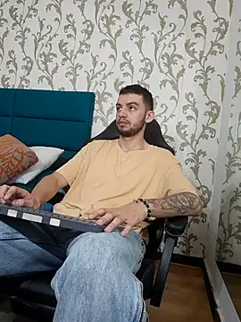 Michael magno online show from February 13, 7:36 pm