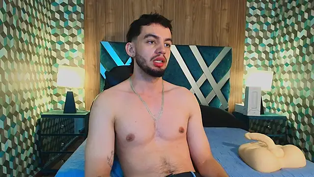 Michael magno online show from October 31, 10:05 pm