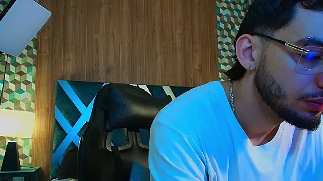 Michael magno online show from November 4, 11:25 am