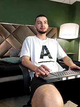 Michael magno online show from January 7, 3:33 am