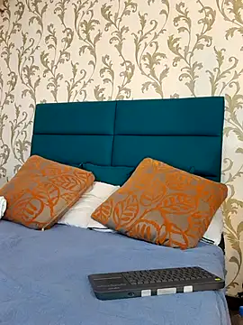 Michael magno online show from February 18, 10:39 pm