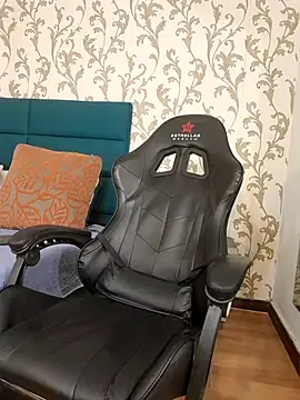 Michael magno online show from February 14, 11:32 am