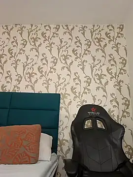 Michael magno online show from February 15, 8:52 pm