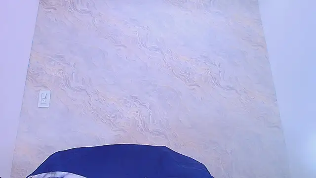 Snapshot of sofi_balvin chatting on March 8, 7:20 pm sofi balvin online show from March 8, 7:20 pm