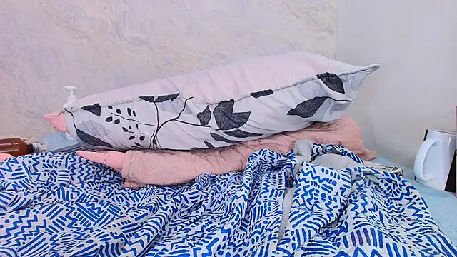 Snapshot of sofi_balvin chatting on March 13, 1:32 am sofi balvin online show from March 13, 1:32 am