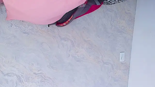 Snapshot of sofi_balvin chatting on February 22, 7:14 pm sofi balvin online show from February 22, 7:14 pm