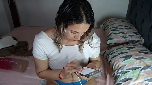 Chantal hott online show from April 10, 9:11 pm