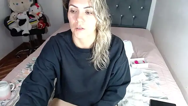 Chantal hott online show from February 26, 8:53 pm