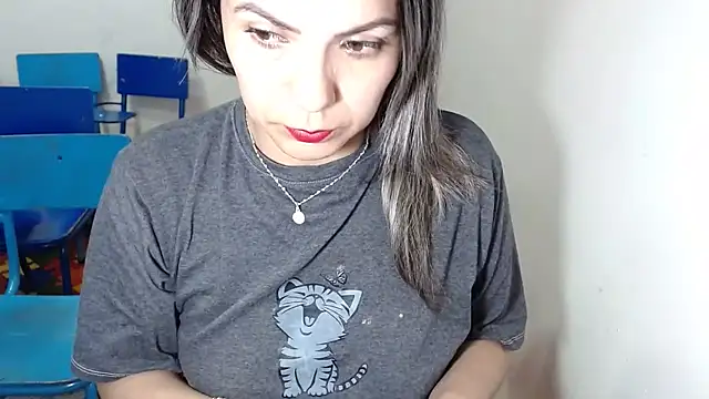 Chantal hott online show from December 4, 8:57 am