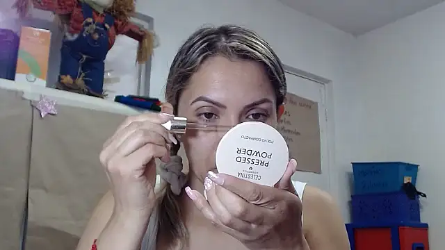 Chantal hott online show from January 15, 3:26 pm