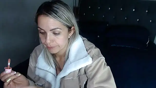 Chantal hott online show from March 8, 2:04 am