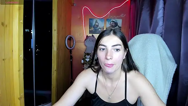Snapshot of Fiery_Brunette_ chatting on July 17, 4:43 am Fiery Brunette online show from July 17, 4:43 am