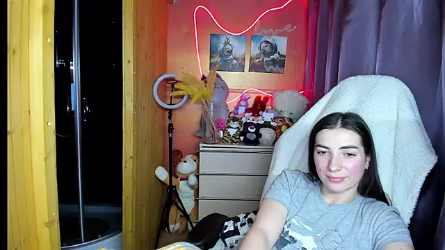 Snapshot of Fiery_Brunette_ chatting on January 14, 11:14 am Fiery Brunette online show from January 14, 11:14 am