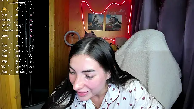 Fiery Brunette  online show from September 24, 10:22 am