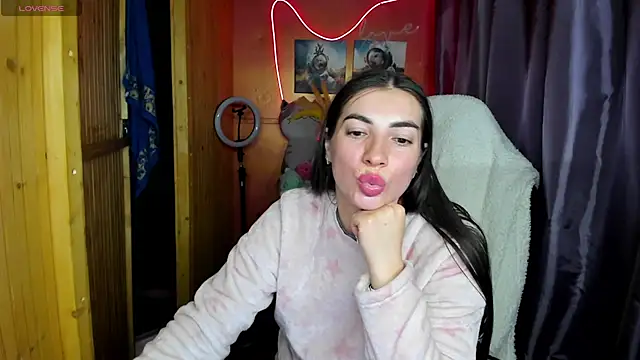 Snapshot of Fiery_Brunette_ chatting on March 2, 2:56 am Fiery Brunette online show from March 2, 2:56 am