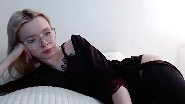 Snapshot of Sataobby chatting on March 3, 2:39 pm Sataobby online show from March 3, 2:39 pm