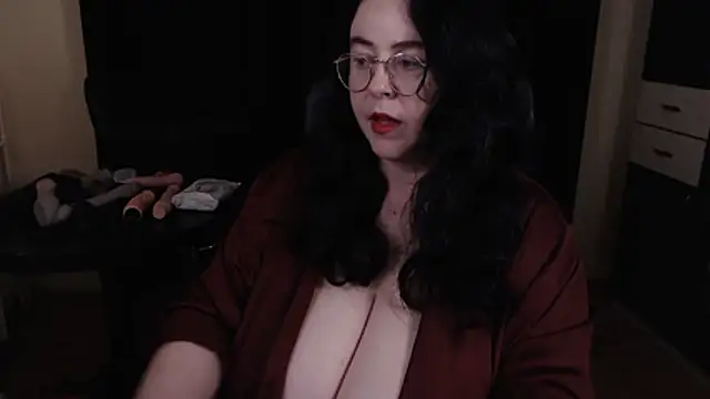 poshmistress online show from June 3, 11:42 pm