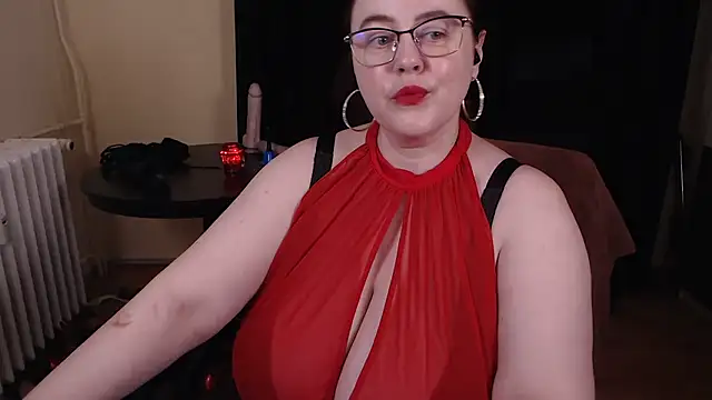 poshmistress online show from March 21, 2:18 pm