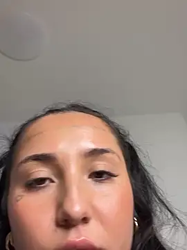 Snapshot of Coco-Love chatting on October 21, 5:45 pm Coco-Love online show from October 21, 5:45 pm