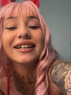 Snapshot of Coco-Love chatting on December 2, 1:13 pm Coco-Love online show from December 2, 1:13 pm