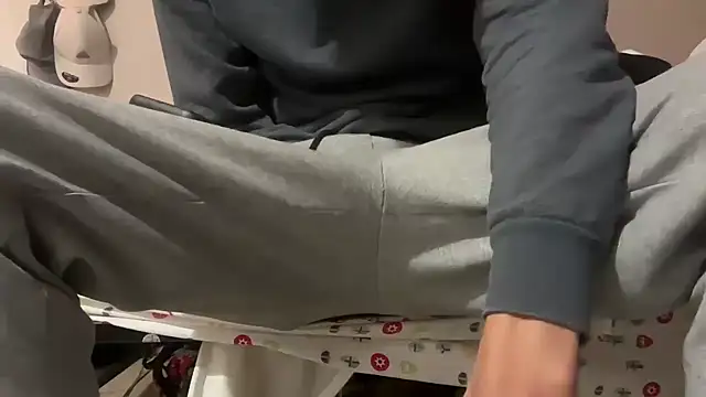 Phillydick168 online show from May 13, 1:18 pm