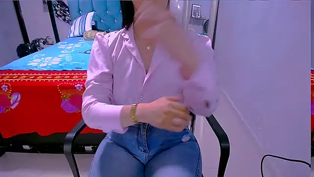 BitterMomXxx online show from March 27, 2:18 pm