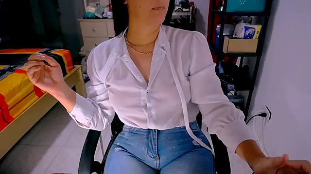 BitterMomXxx online show from May 28, 3:07 pm