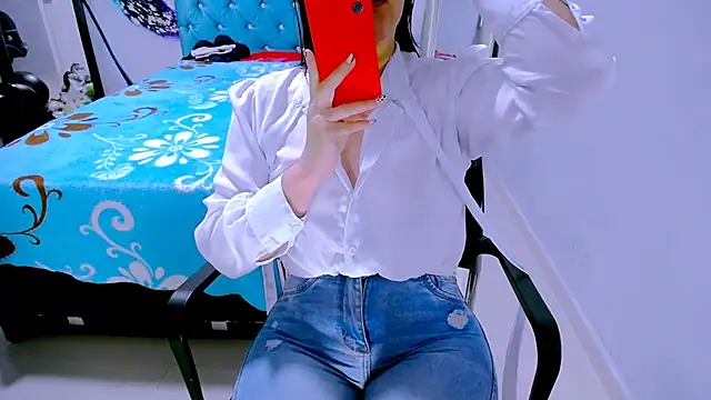 BitterMomXxx online show from March 10, 1:59 pm