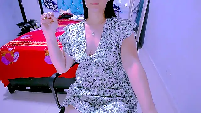 BitterMomXxx online show from March 12, 1:48 pm