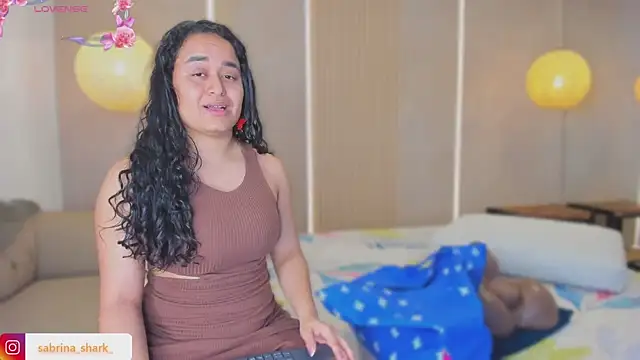 sabrina shark  online show from September 19, 2:04 am