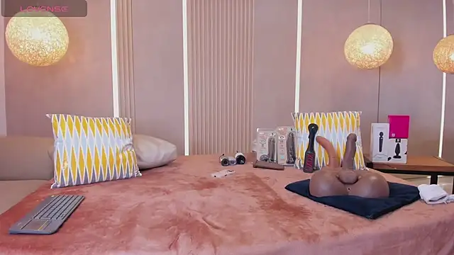 sabrina shark  online show from March 20, 2:12 am