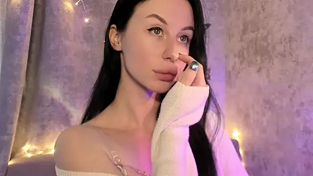elena addiction online show from April 14, 2:11 pm