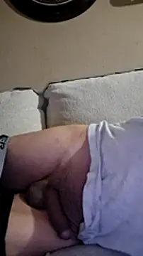 Snapshot of playtyme420691 chatting on January 3, 5:53 pm playtyme420691 online show from January 3, 5:53 pm