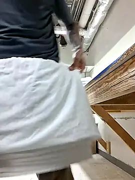 Snapshot of playtyme420691 chatting on October 27, 9:05 pm playtyme420691 online show from October 27, 9:05 pm