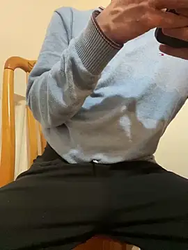 rhuh3991 online show from March 2, 11:06 pm