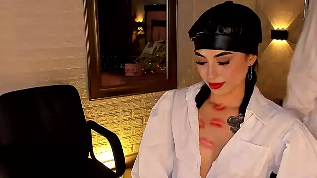 Snapshot of catalina__23 chatting on February 14, 11:09 pm catalina 23 online show from February 14, 11:09 pm