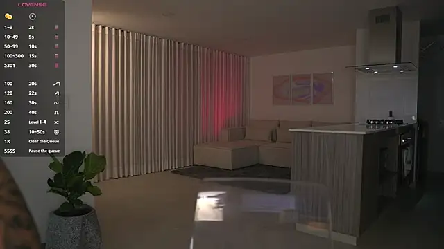 Snapshot of Daihanwatson_ chatting on October 6, 1:40 am Daihanwatson online show from October 6, 1:40 am