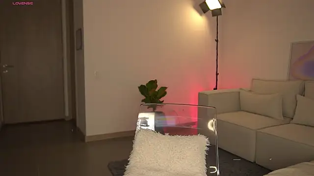 Snapshot of Daihanwatson_ chatting on March 5, 1:10 am Daihanwatson online show from March 5, 1:10 am