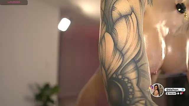 Daihanwatson  online show from February 18, 4:21 am